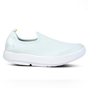 OoFos Oomg eeZee Womens 8 Mint Green Slip-on Comfort Recovery Shoes NEW